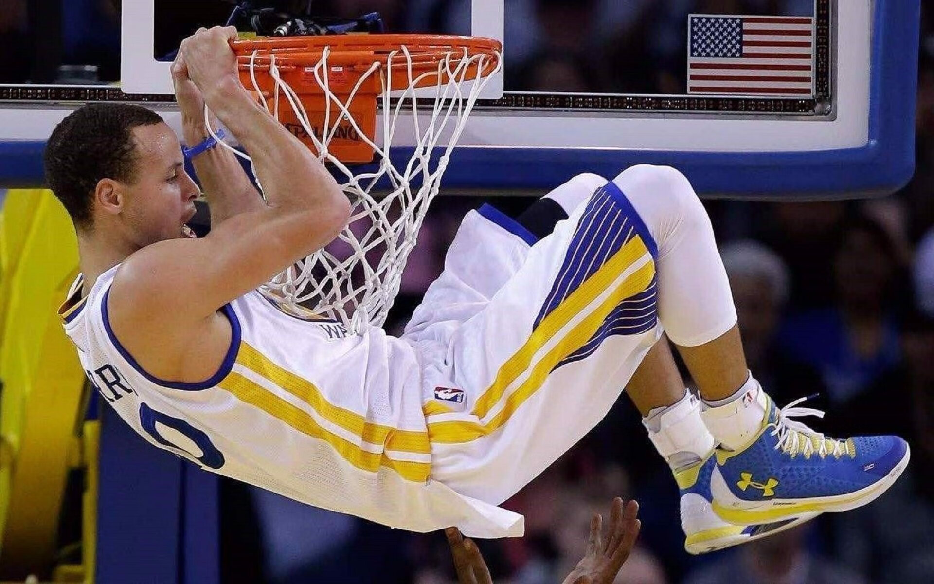 体坛魔幻夜，北京国安压哨绝杀后紧急备战NBA，马赛会议纪要流出，巴萨法国杯外线炸裂！